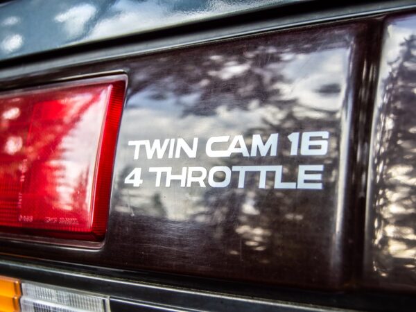 AW11 "Twin Cam 4 Throttle" Decal (Mk1B)