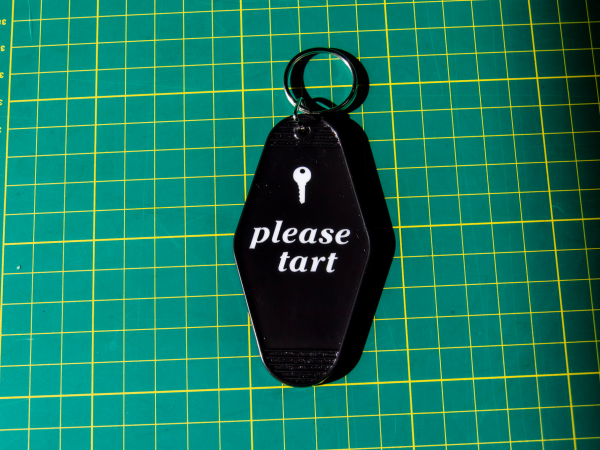 please tart Hotel Tag