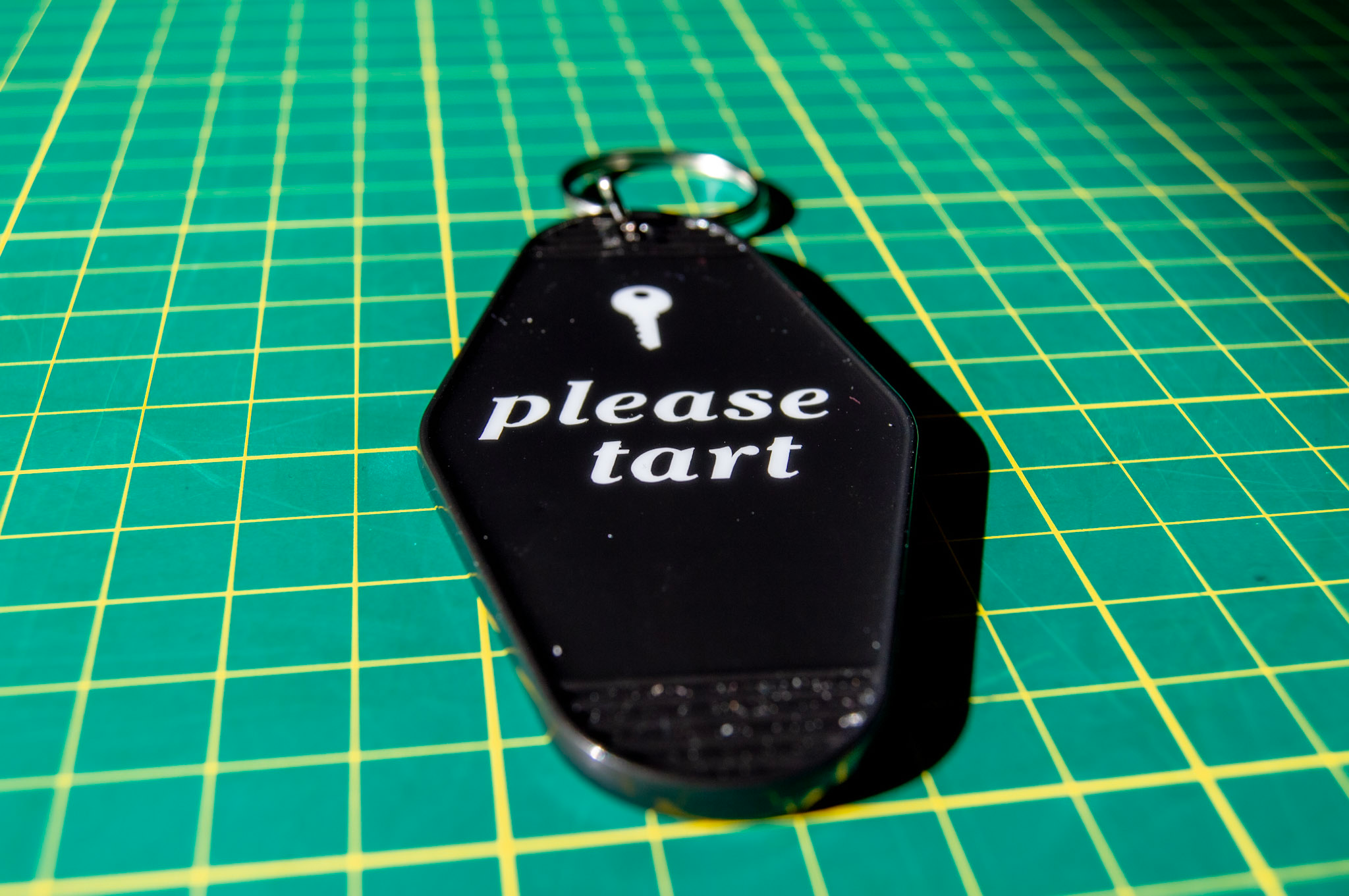 please tart Hotel Tag - Image 4